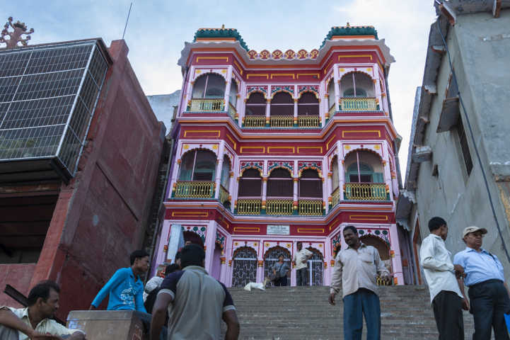 17 - India - Varanasi - rio Ganges - ghat